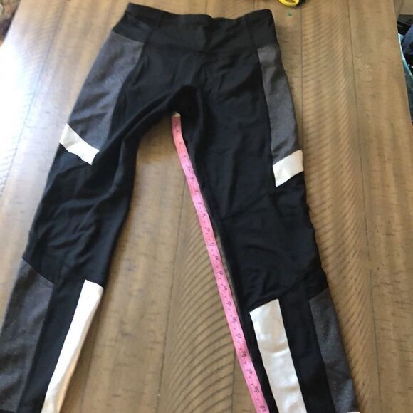 Betsy Johnson Performance Pants Color-block Neutrals Zip Compartment back waist. - Picture 8 of 17